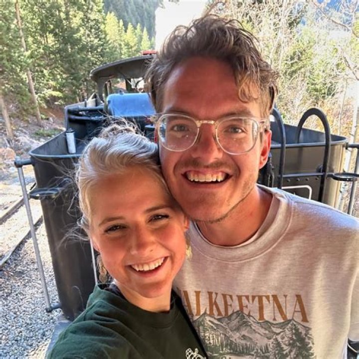 Who are Lydia Moynihans Parents? Lydia Moynihan Biography, Parents Name, Nationality and More