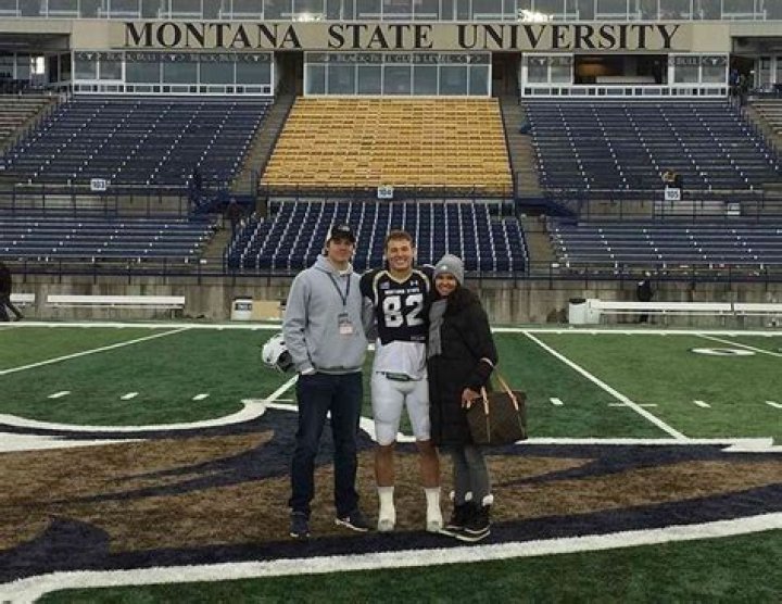 Who Are Mark Herbert And Holly Herbert? Five Facts To Learn About Justin Herbert’s Parents