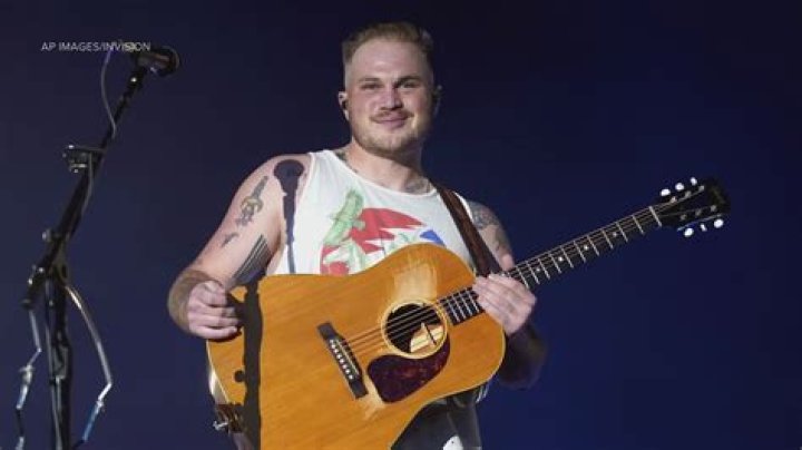 
Who are Zach Collinss Parents? Zach Collins Biography, Parents Name, Nationality and More 