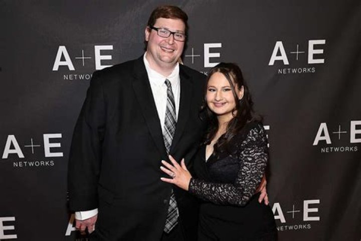 Who Is Adam Fox Wife? Everything To Know About His Relationship Status