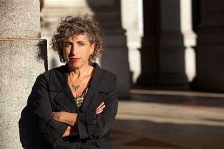 
Who Is Andrea Bernstein? Details On The Award Winning WNYC Journalist Wikipedia And Family 