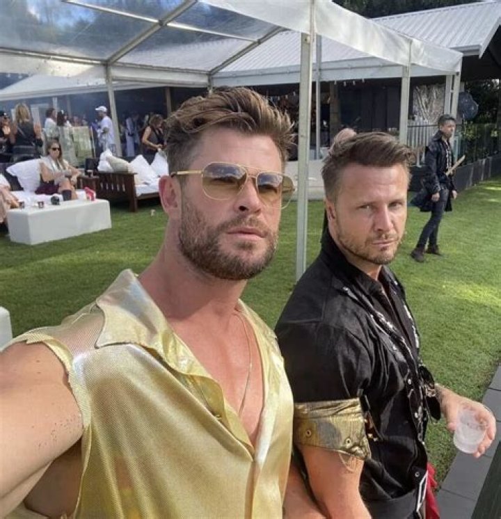 Who Is Bobby Holland Hanton Wife? Chris Hemsworth Stunt Double Married Life