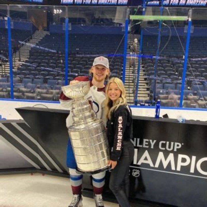 
Who Is Bowen Byram’s Girlfriend? Hockey Player Family & Relationship Timeline Explore 