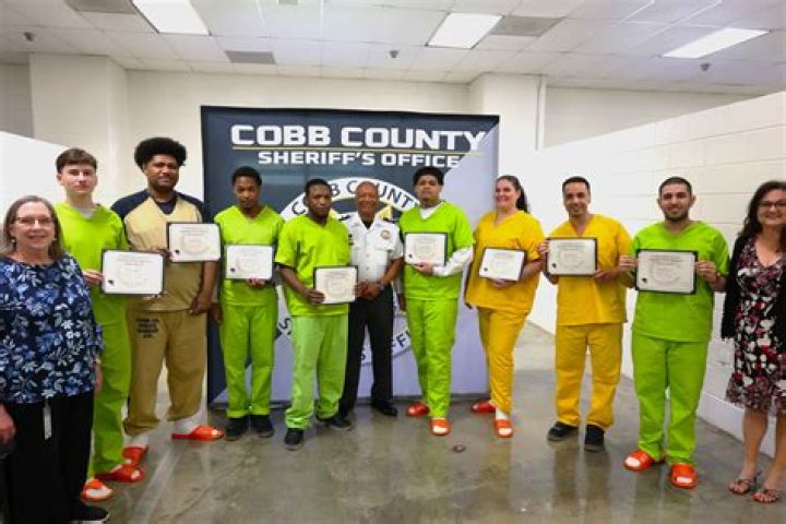 
Who Is Dyimond Johnson? Cobb County Deputy Arrested Over Crossing Guard Lines 