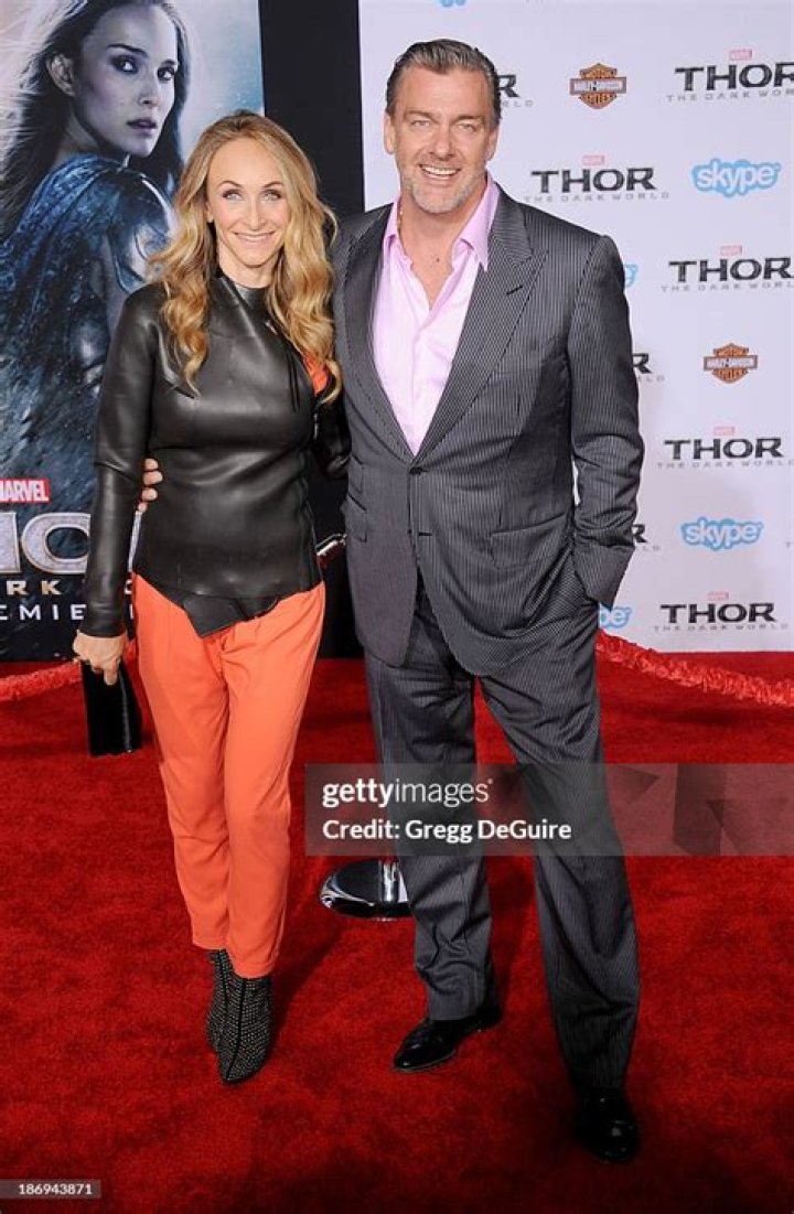 
Who is Elisabetta Caraccia, Ray Stevenson’s longtime partner? 