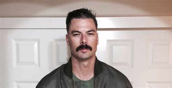 Who is Guy Beahm and why did he become Dr Disrespect? His Bio, Income, Career, Wife, Facts, News