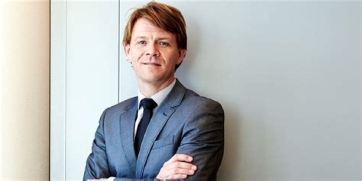 
Who Is Kim Putters Partner? SCP Director Married Life and Family 