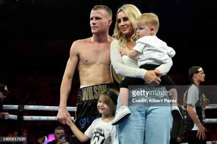 
Who Is Matias Carlos Adrian Rueda? Wife & Family Of The Argentine Boxer 