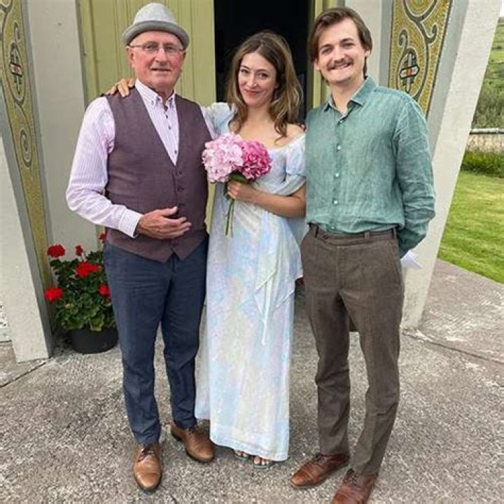 
Who is Roisin O Mahony’s Husband? Jack Gleeson, What is the age gap Between them? 