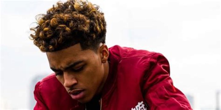 
Who is singer Lucas Coly? Where is he from? His Wiki: Age, Girlfriend, Brother, Parents, Net Worth, Nationality, Affair, Siblings 