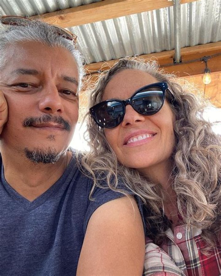 
Who Is Zoe Francois’ Husband Graham Francois? 