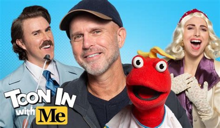 
Why Did Leila Gorstein From Toon In With Me Leave? What Happened To Her and Where Is She Going? 