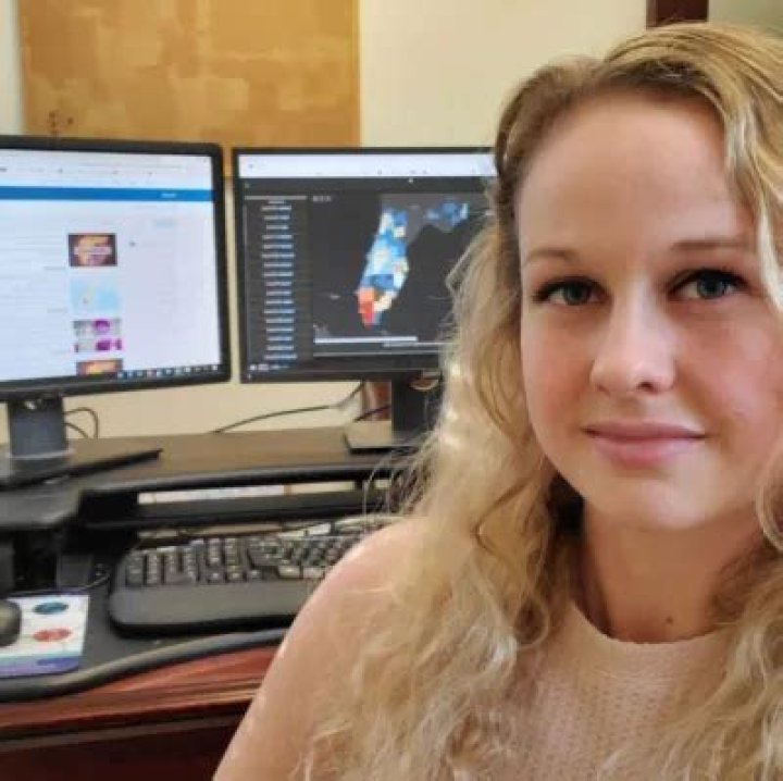 
Why Was Rebekah Jones Son Arrested? Her Husband Jacob Romer And Family 