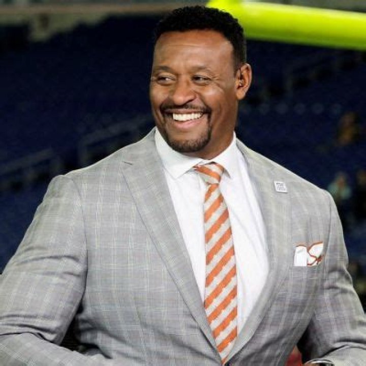 Willie Mcginest Arrest: What Did He Do? Charges And Family Details
