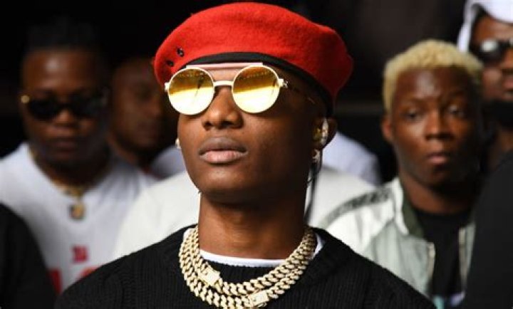 
Wizkid Height, Weight, Net Worth, Age, Birthday, Wikipedia, Who, Nationality, Biography 
