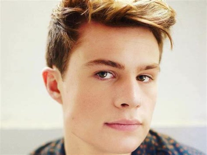 Zayne Emory Height, Weight, Net Worth, Age, Birthday, Wikipedia, Who, Nationality, Biography